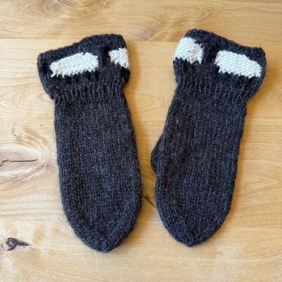 HAND KNIT WOOL MITTENS CHUNKY NORDIC MOUNTAN CORE SNOW WINTER WARM APRES SKI - Picture 2 of 5